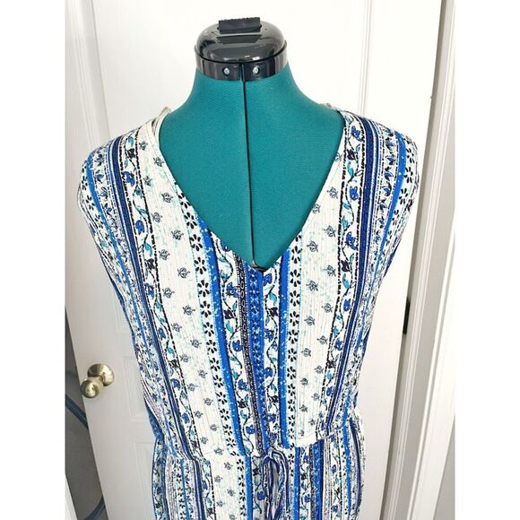 Forever 21 Plus Size Floral V Neck Sleeveless Drawstring Center Slit Dress - Picture 6 of 14